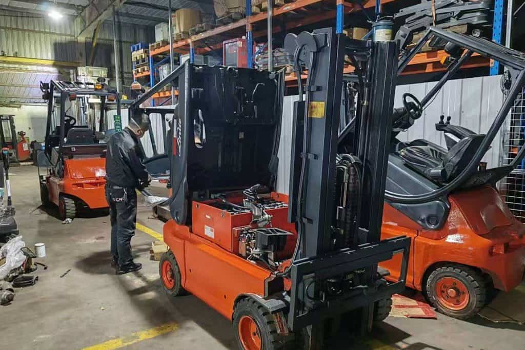 Forklift
