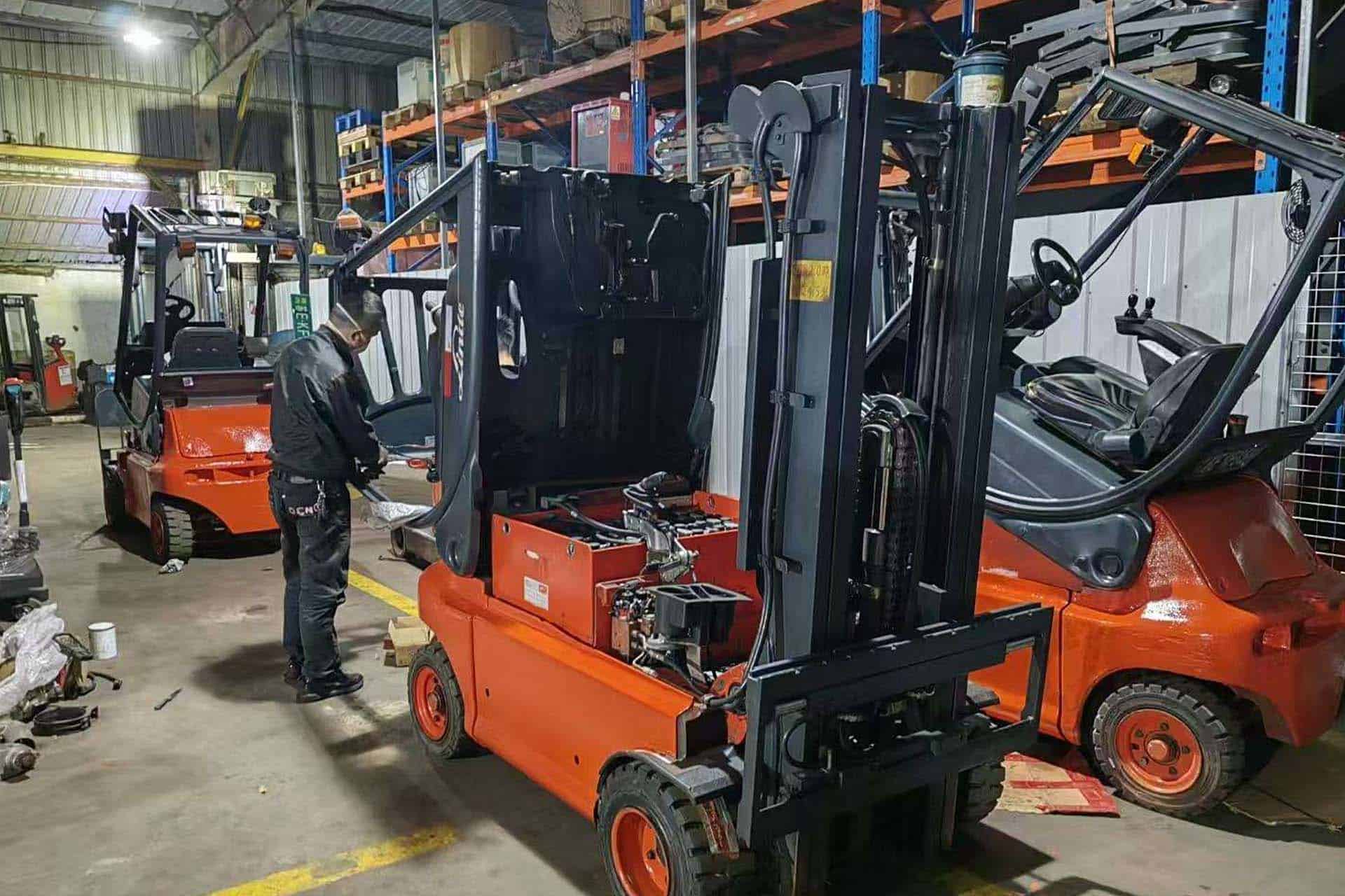 Forklift